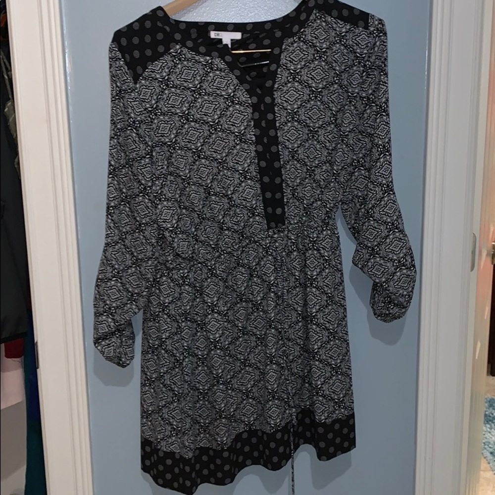 mini v neck dress black with flower pattern